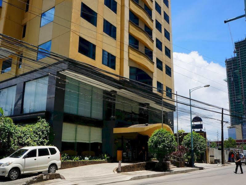 Tiara Oriental Hotel Makati City Exteriör bild